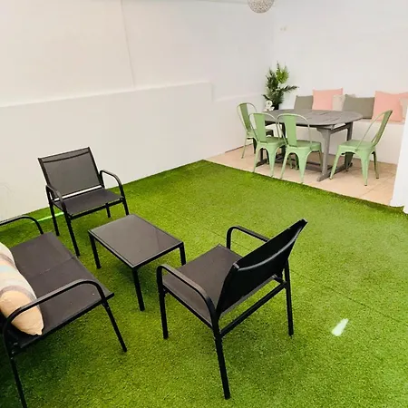 Home2book La Casita Del Mercado *